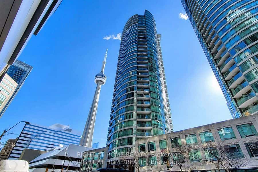 373 Front Street W #2808, Toronto, ON M5V 3R7