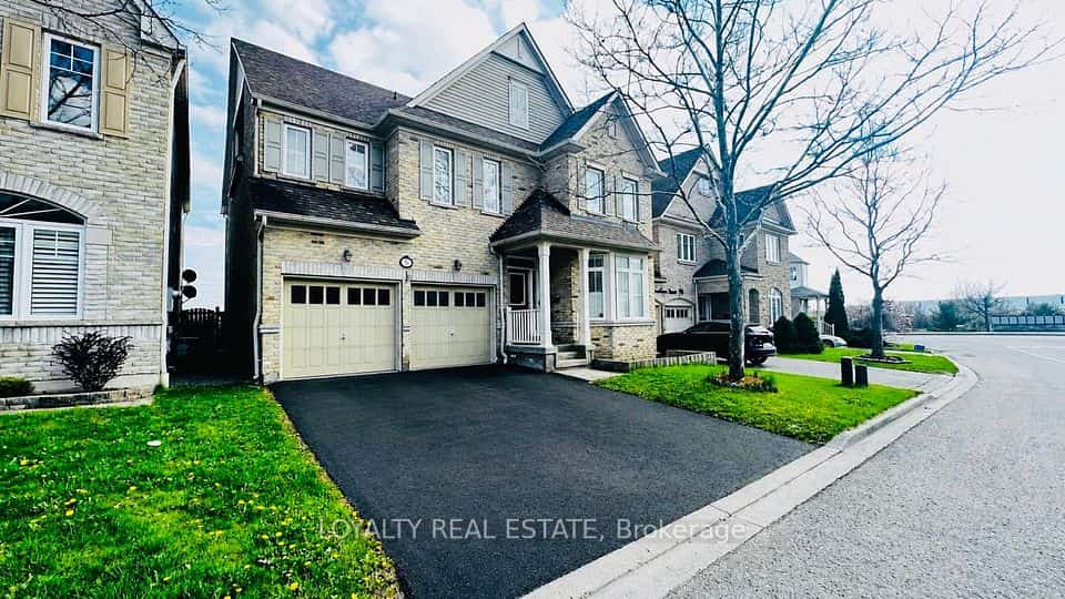 5 Southam Street, Ajax, ON L1Z 1R6