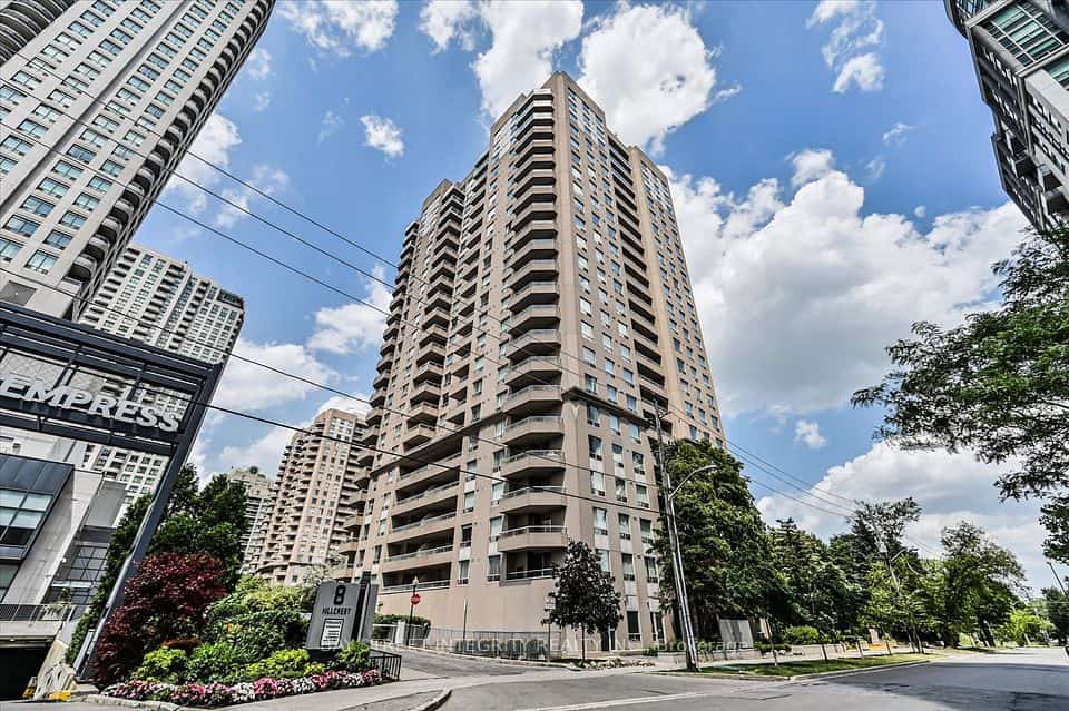 18 Hillcrest Avenue #602, Toronto, ON M2N 6T5