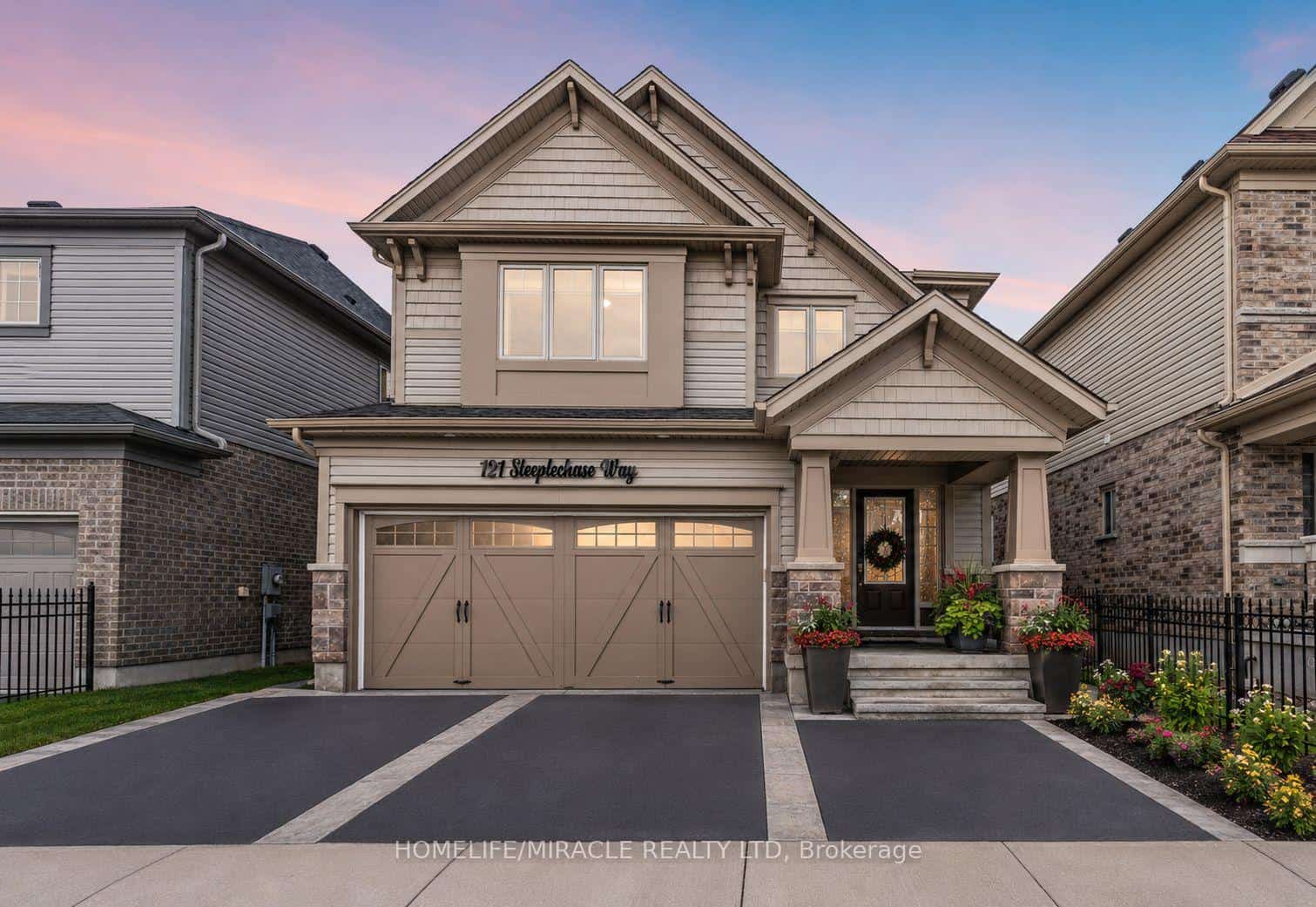 121 Steeplechase Way, Waterloo, ON N2K 0E7