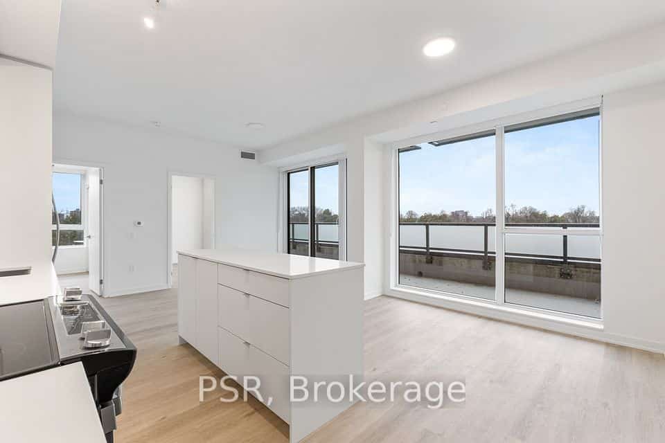 4365 Bloor Street W #509, Toronto, ON M9C 1R3