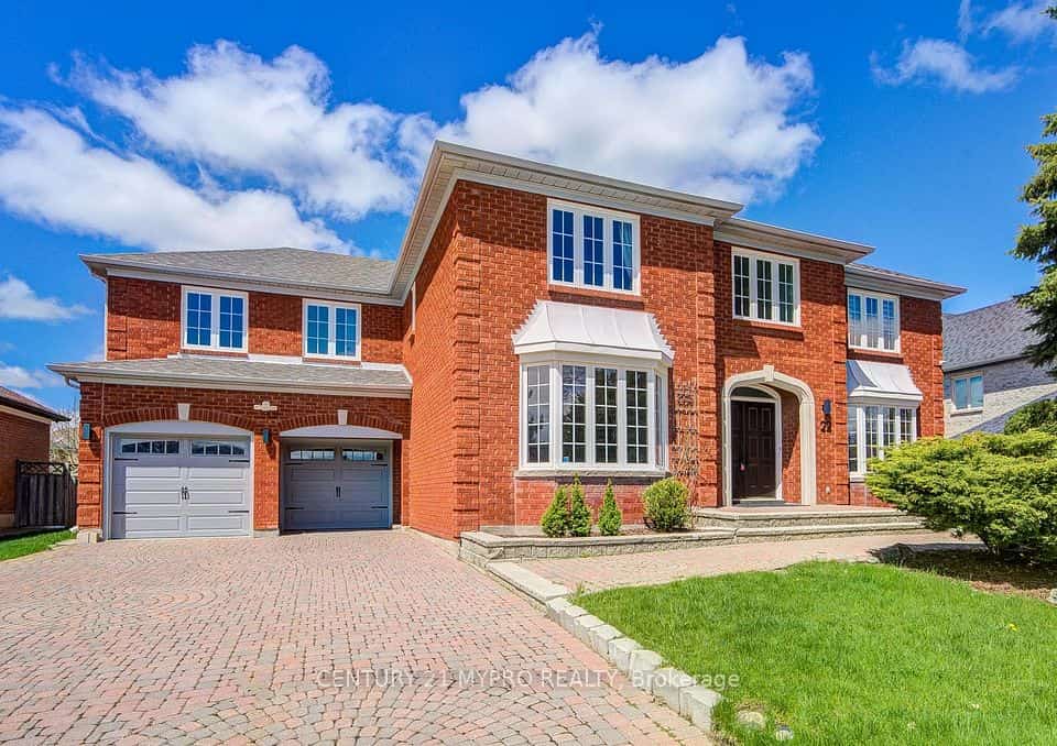 22 Ardwold Gate, Richmond Hill, ON L4B 2K2