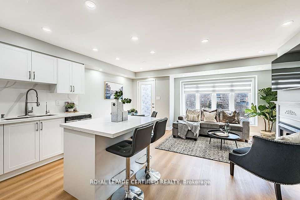 20 Harding Street, Halton Hills, ON L7G 6B1