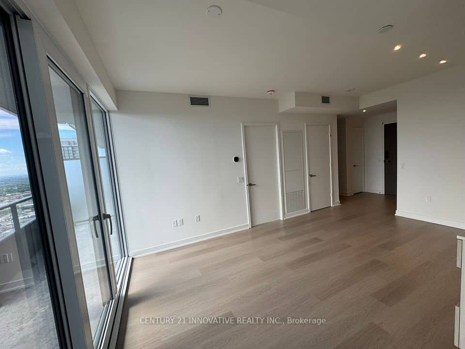 448 Burnhamthorpe Road, Mississauga