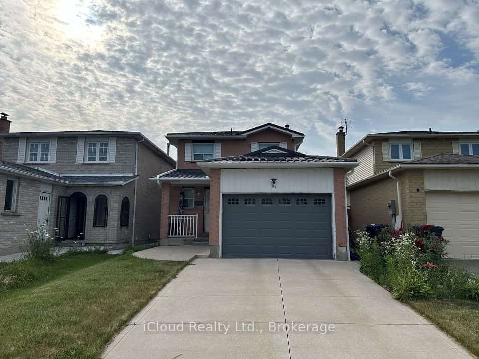 94 Newbridge Crescent, Brampton, ON L6S 4B3