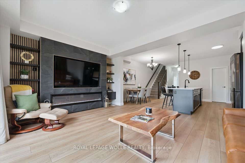 873 Robert Ferrie Drive, Kitchener, ON N2R 0P2