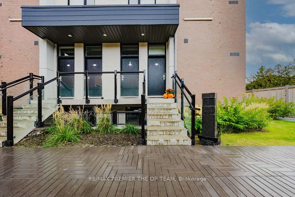 9580 Islington Avenue #139, Vaughan, ON L4H 4Z5