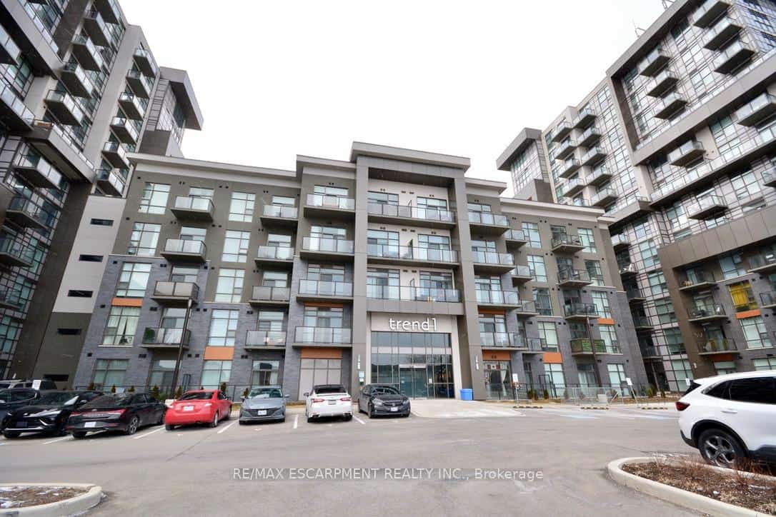450 Dundas Street E #404, Hamilton, ON L8B 0L7