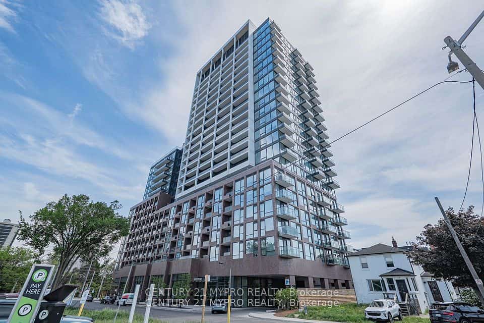 28 Ann Street #520, Mississauga, ON L5G 0E1