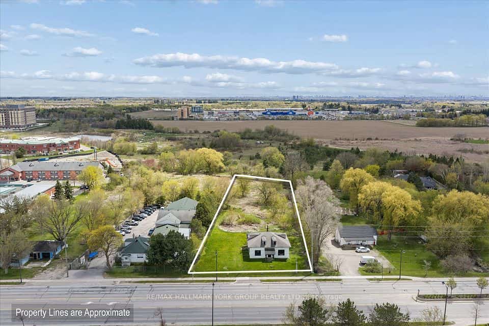 5387 Main Street, Whitchurch-Stouffville, ON L4A 1H3