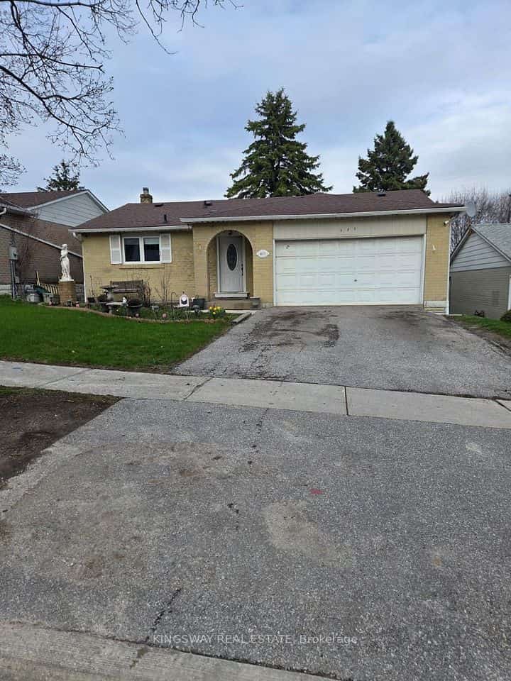 405 Dixon Boulevard, Newmarket, ON L3Y 5C5