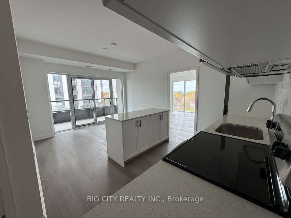 715 Davis Drive #510, Newmarket, ON L3Y 0J2