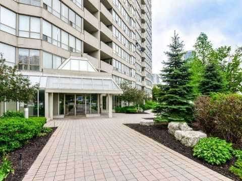 400 Webb Drive #501, Mississauga, ON L5B 3Z7