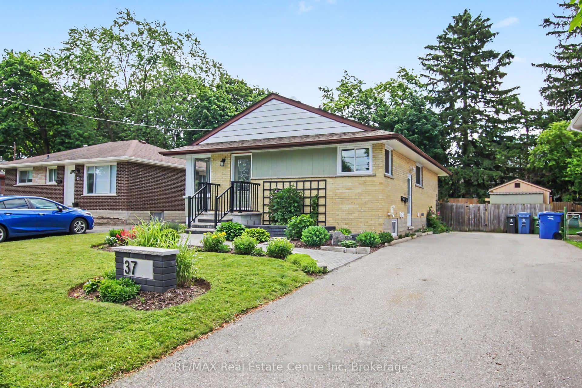 37 Ottawa Crescent, Guelph, ON N1E 2A5