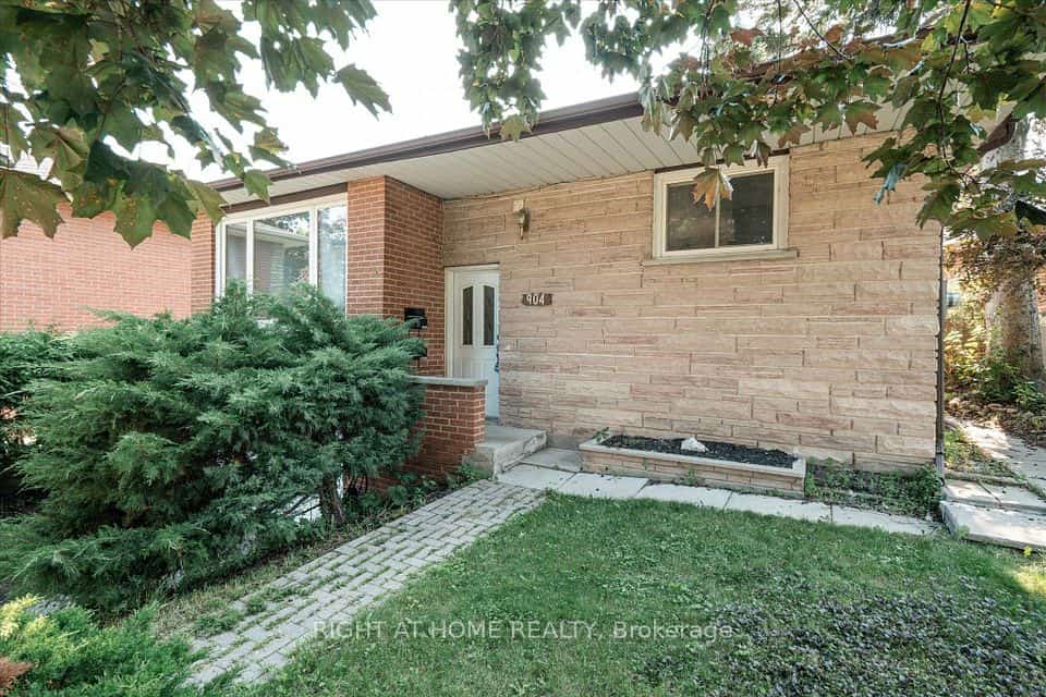 904 Walnut Court, Oshawa, ON L1H 2H9