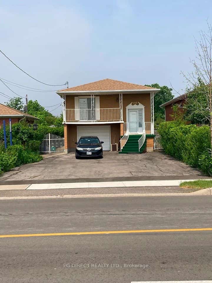 233 Fruitland Road, Hamilton, ON L8E 5J8