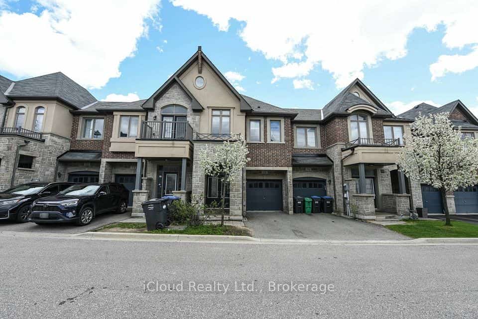 74 Gammon Crescent, Brampton, ON L6Y 6B7
