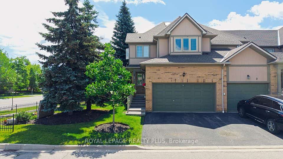 5658 Glen Erin Drive #1, Mississauga, ON L5M 6C4
