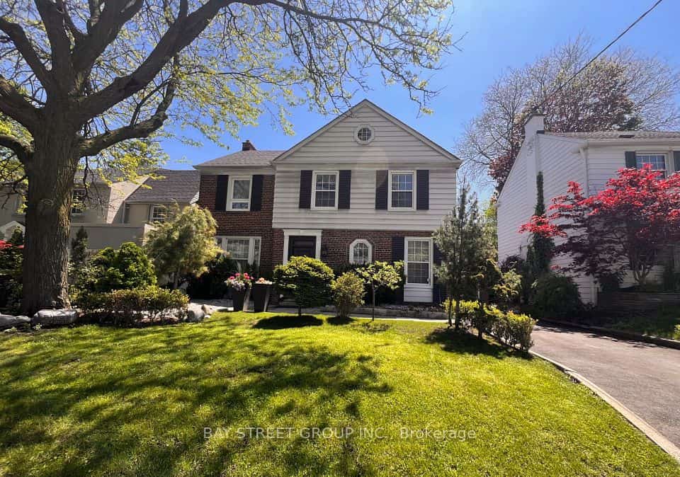 277 Lawrence Avenue E, Toronto, ON M4N 1T6
