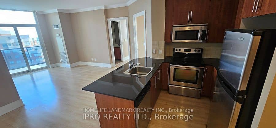 330 W Burnhamthorpe Road W, Mississauga