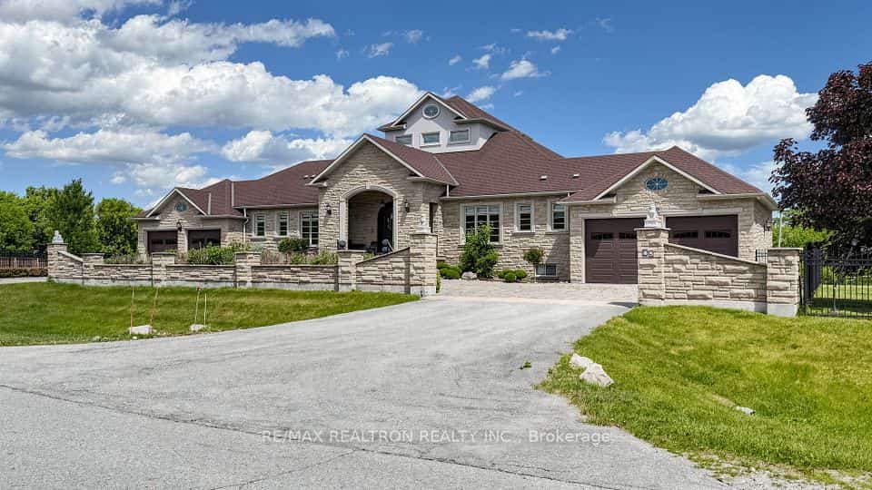 45 Greenan Road, Whitchurch-Stouffville, ON L4A 7X4