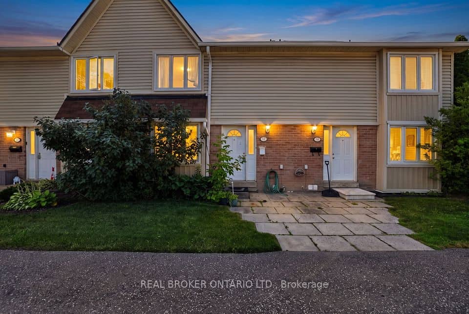 2079 The Collegeway Drive, Mississauga
