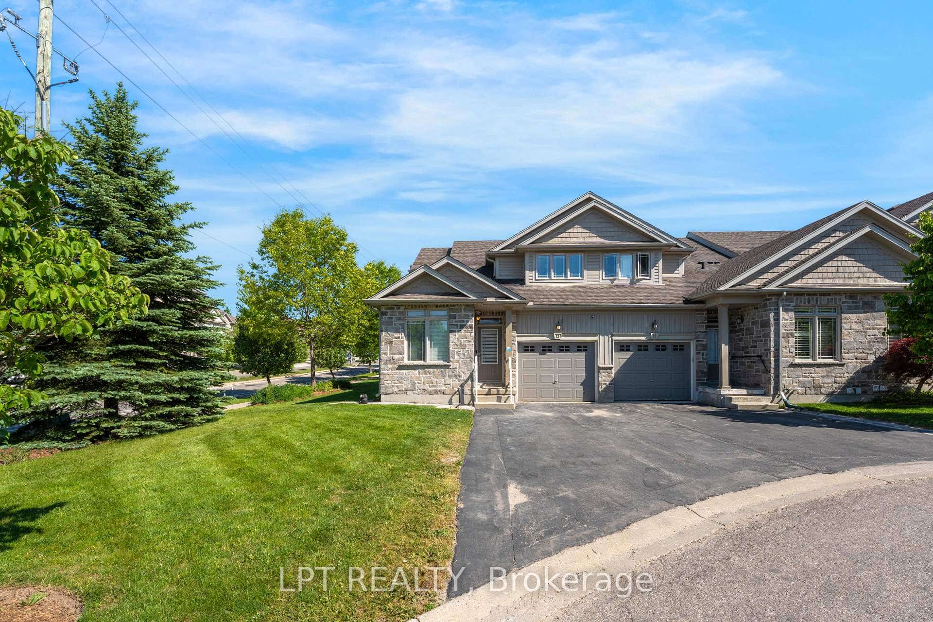 795 Laurelwood Drive #13, Waterloo, ON N2V 0A3
