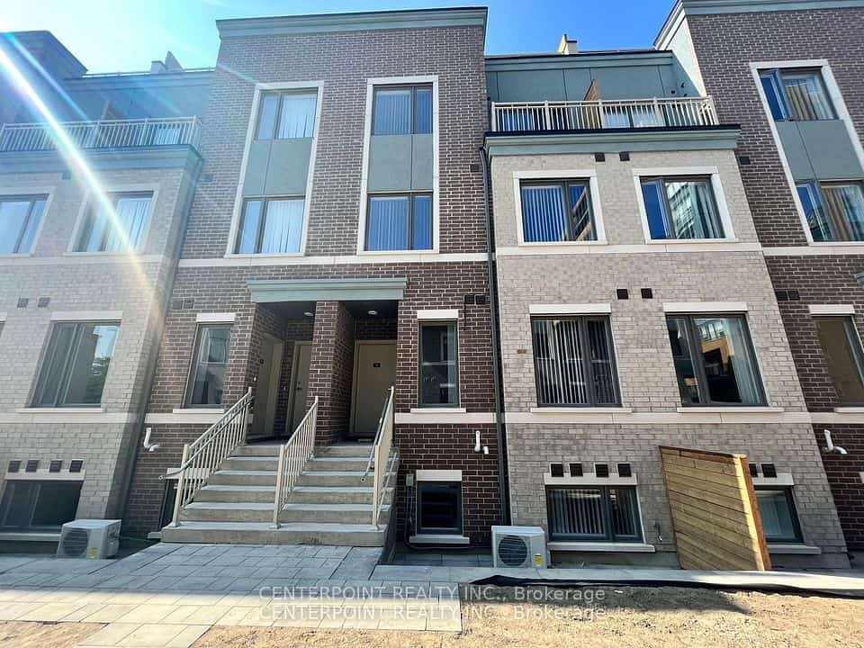 15 William Jackson Way #40, Toronto, ON M8V 0J8