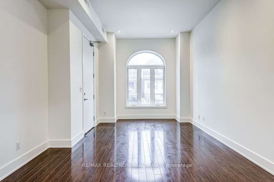 588 Ossington Avenue, Toronto, ON M6G 3T5