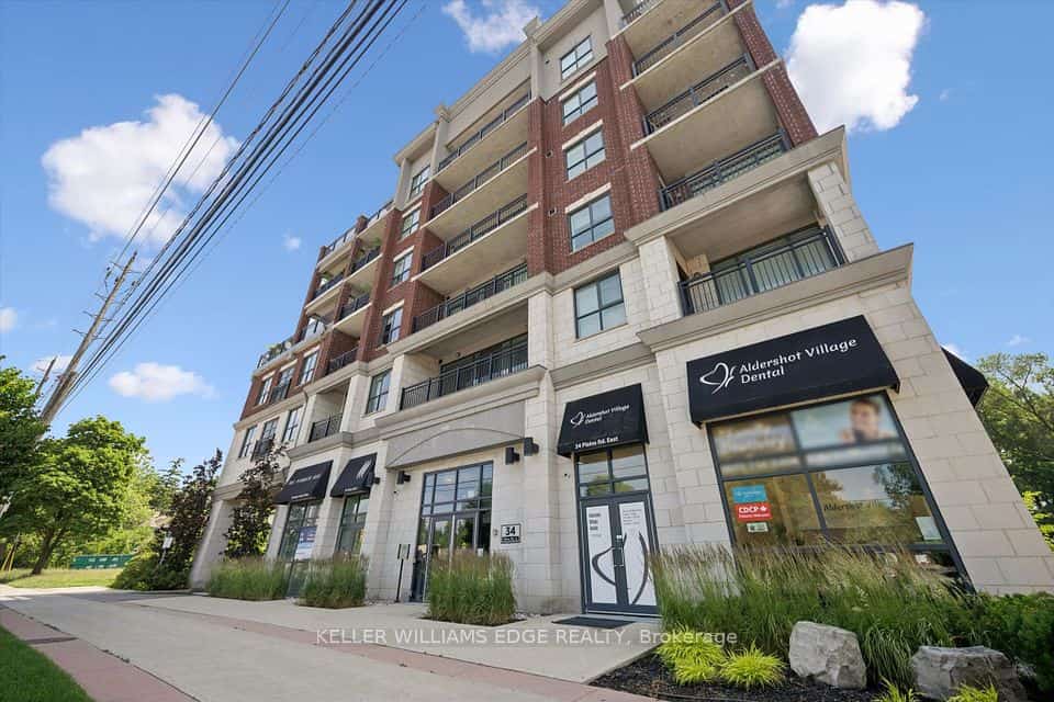 34 Plains Road E #208, Burlington, ON L7T 0B9