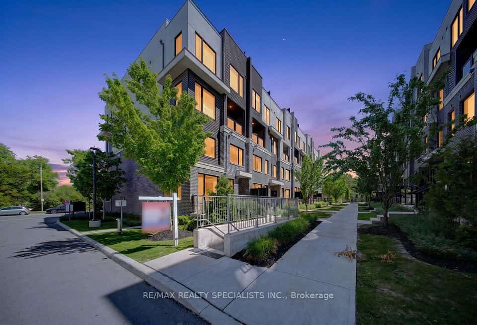 3472 Widdicombe Way #28, Mississauga, ON L5L 0B8