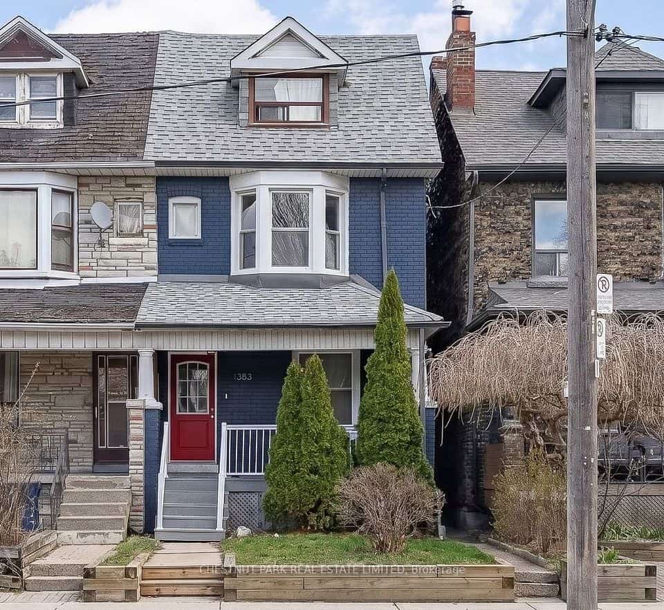 1383 Lansdowne Avenue, Toronto, ON M6H 3Z9