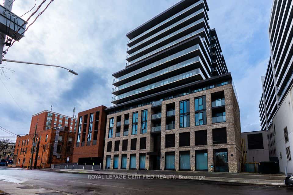 1 Jarvis Street #1314, Hamilton, ON L8R 3J2
