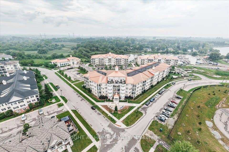 50 Lakebreeze Drive, Clarington, Clarington
