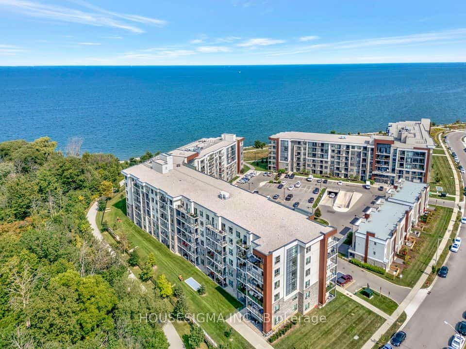 125 Shoreview Place, Hamilton