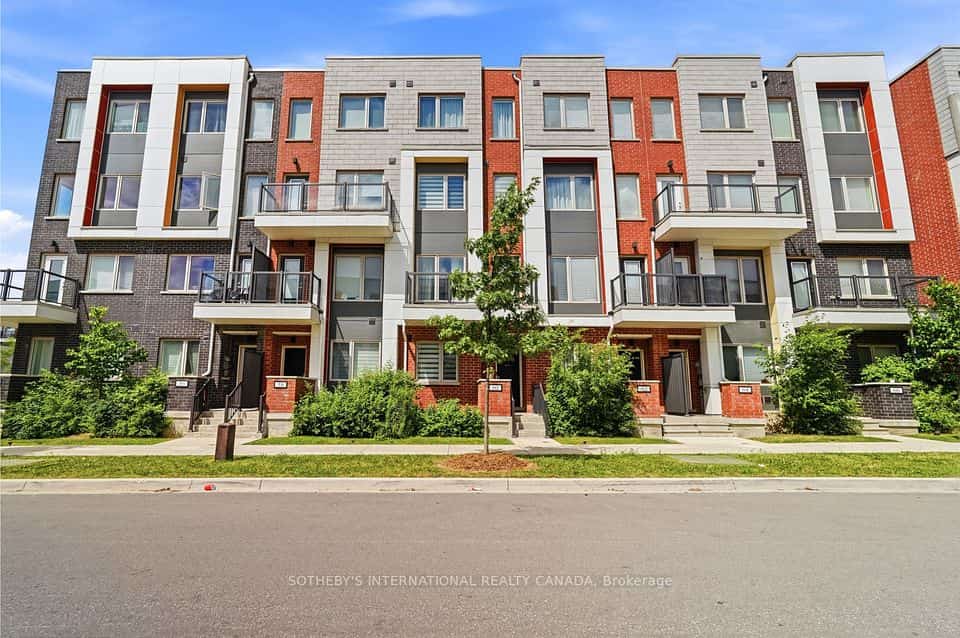 60 William Duncan Road, Toronto, ON M3K 0C5
