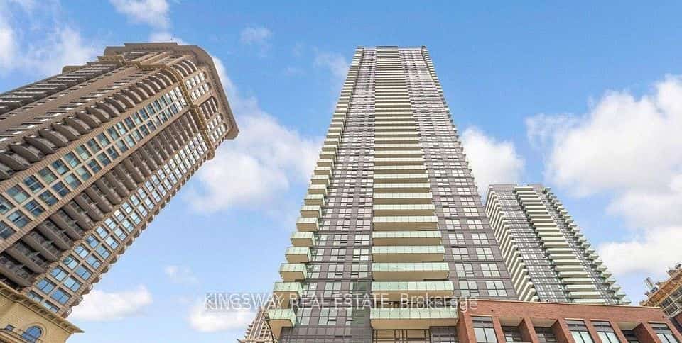 430 Square One Drive #2305, Mississauga, ON L5B 0L6