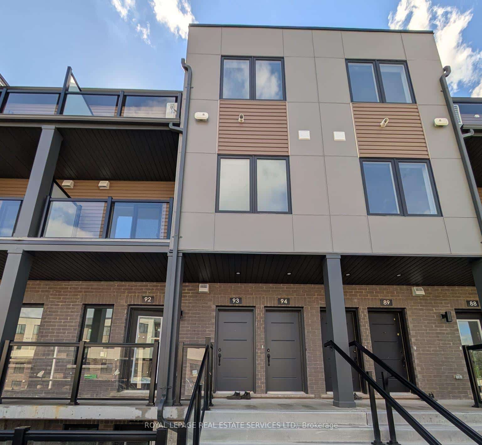 42 Lowes Road W #93, Guelph, ON N1G 0H6