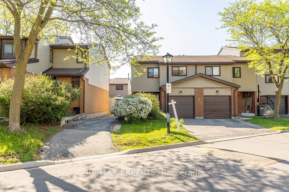 31 Carleton Place, Brampton