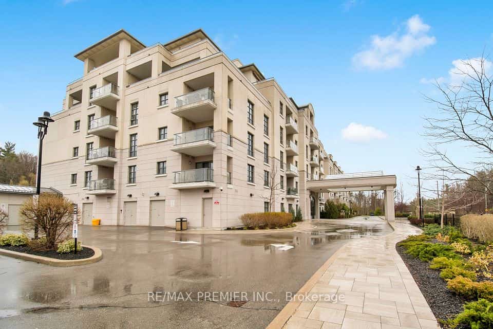 9909 Pine Valley Drive #402, Vaughan, ON L4L 1A6
