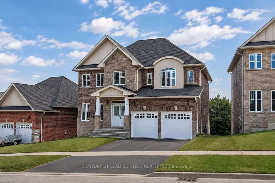 3151 Monarch Drive, Orillia, ON L3V 7X1