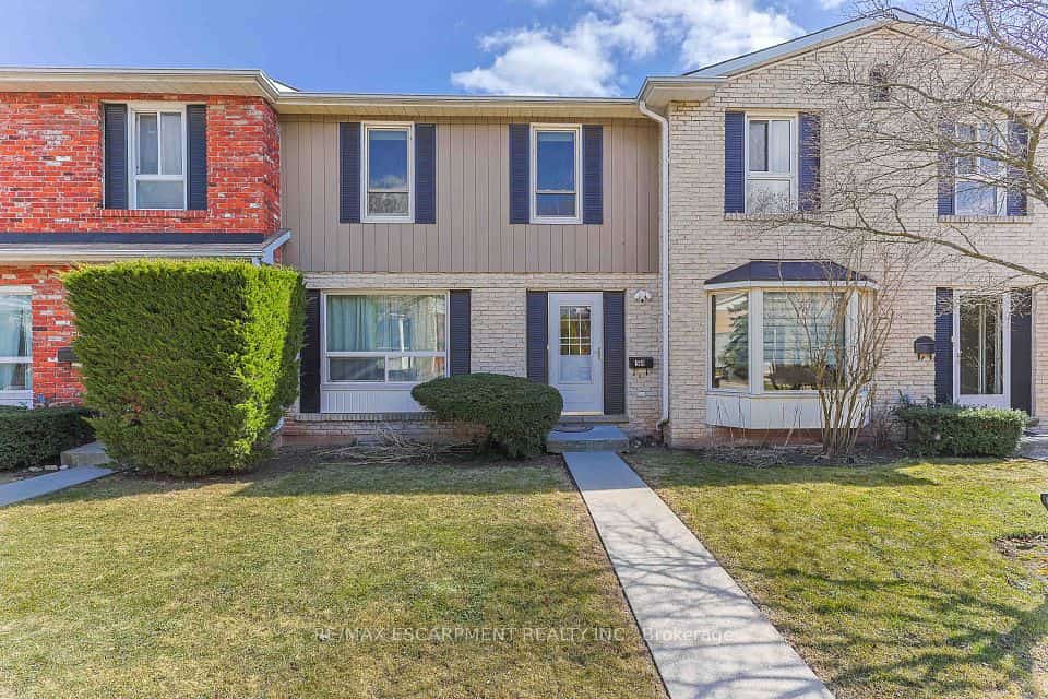5475 Lakeshore Road #54, Burlington, ON L7L 1E1