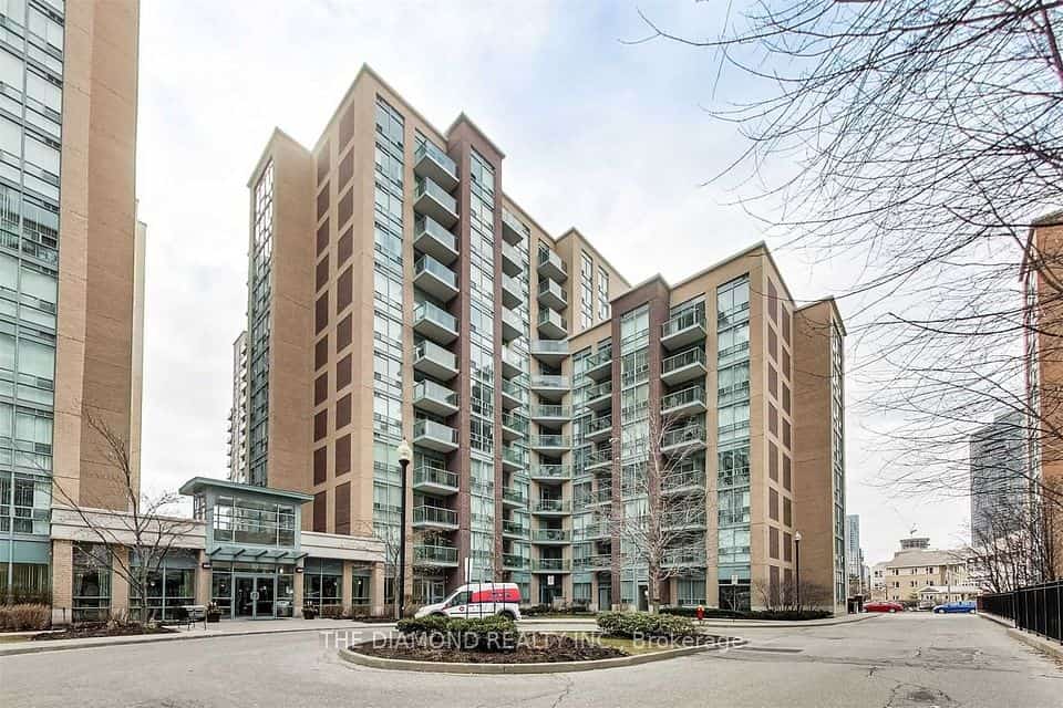 9 Michael Power Place #610, Toronto, ON M9A 0A5