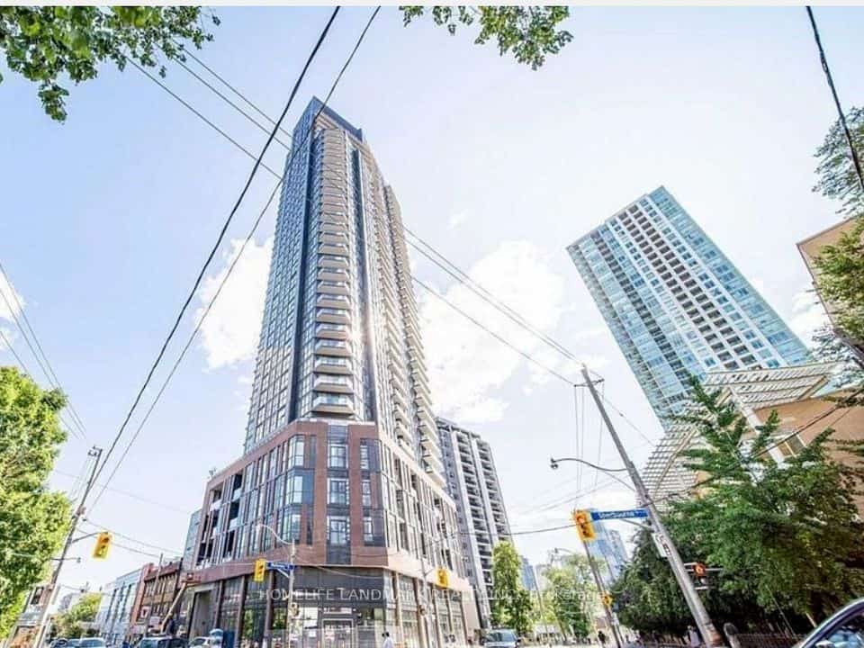 159 Wellesley Street #2010, Toronto, ON M4Y 0H5