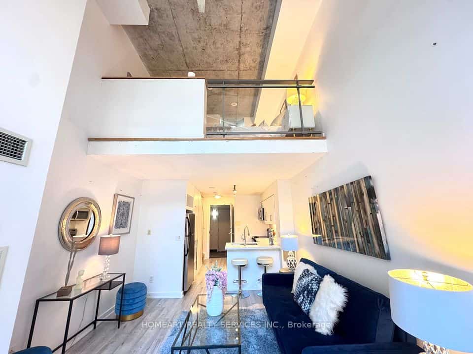 255 Richmond Street E #404, Toronto, ON M5A 4T7