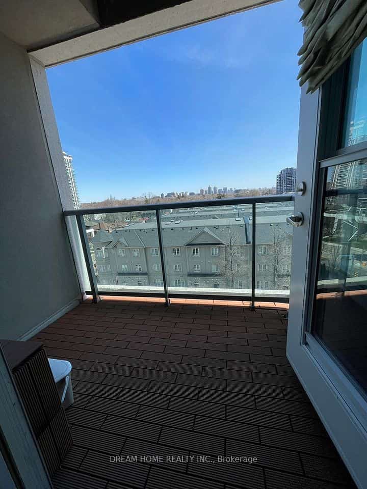 19 Avondale Avenue #UPH14, Toronto, ON M2N 0A6
