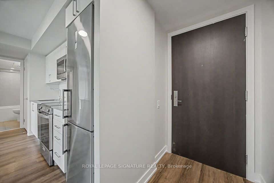 38 Monte Kwinter Court #522, Toronto, ON M3H 0E2