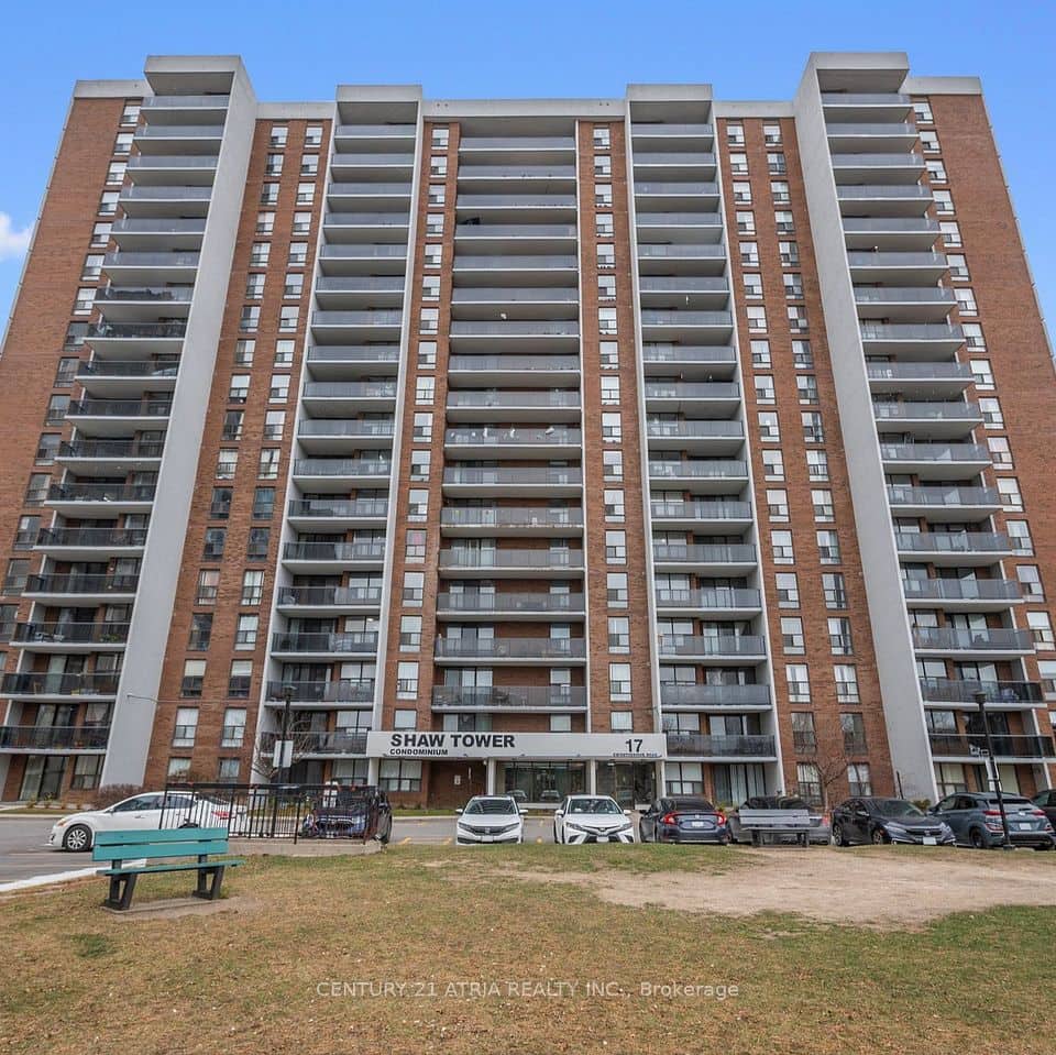 17 Knightsbridge Road E, Brampton