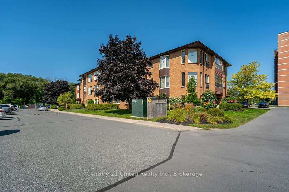 2181 Walker Avenue #303, Peterborough, ON K9L 1T6