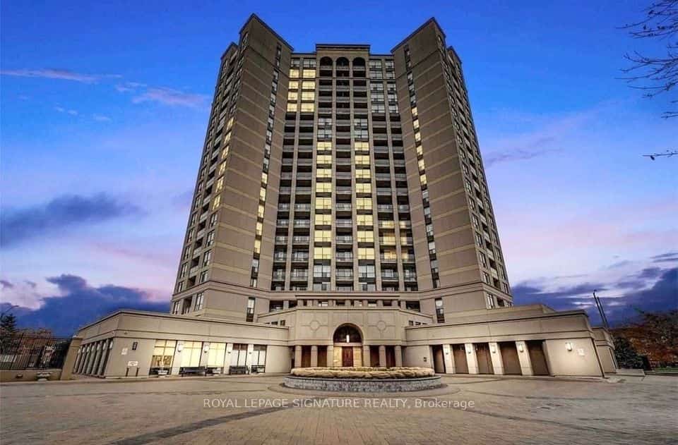 220 Forum Drive #TH105, Mississauga, ON L4Z 4K1